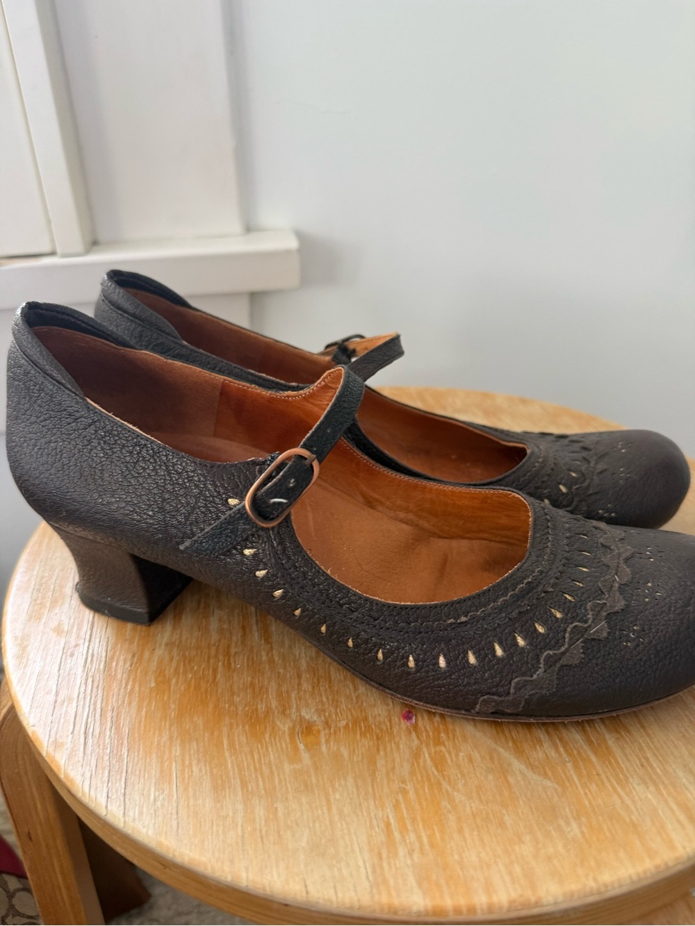 Chie Mihara Women's Brown Mary Jane Heeled Pumps